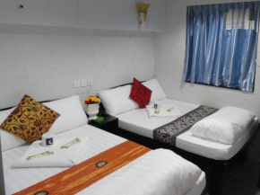 Dhillon Hotel -Paris Guest House Reception 10th floor Block E